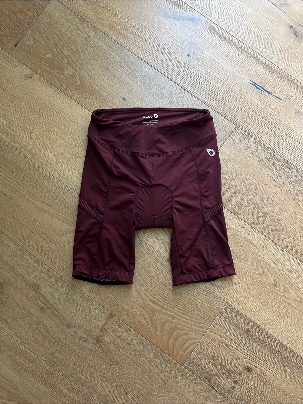 BALEAF Women’s Padded Cycling Shorts Size M Burgundy Bike Bicycle Shorts Chamois